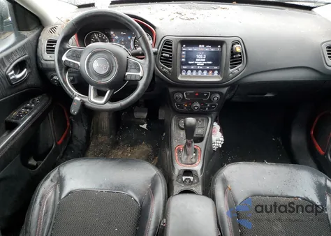 2019 Jeep Compass Trailhawk z USA, uszkodzony, nr VIN 3C4NJDDB7KT671080